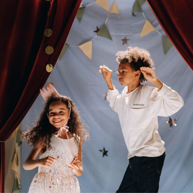 Lights up, PLAY on: the Holiday Edition! (Ages 9-12)