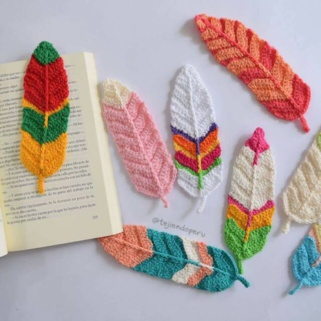 How to make Crochet Leaf Bookmarks