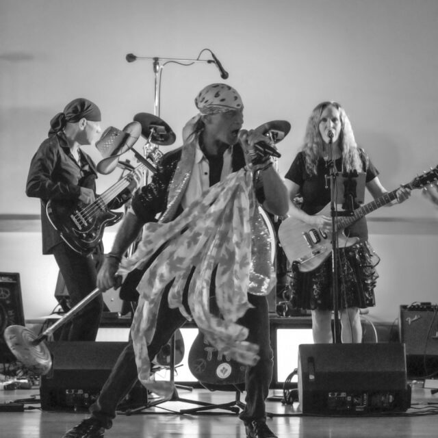 Johnny Sweet & The Sticky Street Band - Dinner & Show